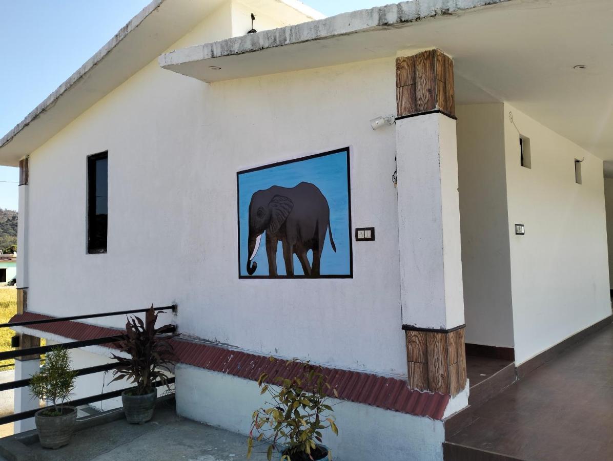 Corbett Bhavesh Home Stay Jhirna Exterior foto