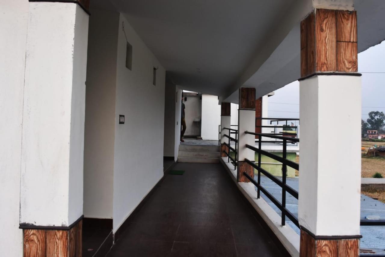 Corbett Bhavesh Home Stay Jhirna Habitación foto